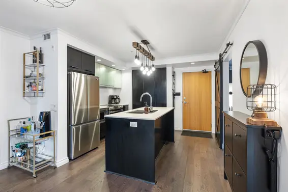 318 221 East 3rd Street, North Vancouver For Sale - image 6