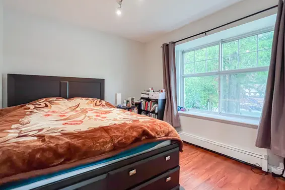 1553 Burrill Avenue, North Vancouver For Sale - image 10