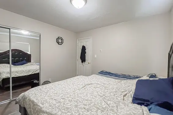 1553 Burrill Avenue, North Vancouver For Sale - image 13