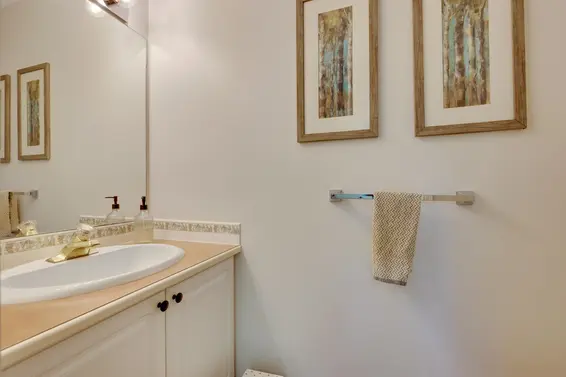 1400 Riverside Drive, North Vancouver For Sale - image 13