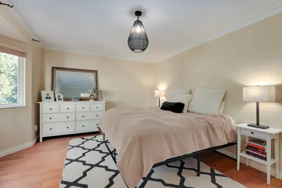 1400 Riverside Drive, North Vancouver For Sale - image 17