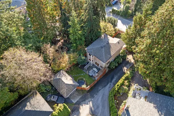 1400 Riverside Drive, North Vancouver For Sale - image 37