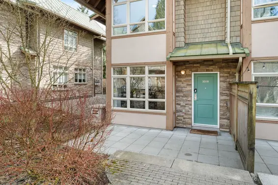 3318 Mt Seymour Parkway, North Vancouver For Sale - image 2