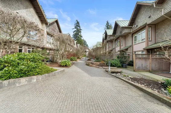 3318 Mt Seymour Parkway, North Vancouver For Sale - image 32