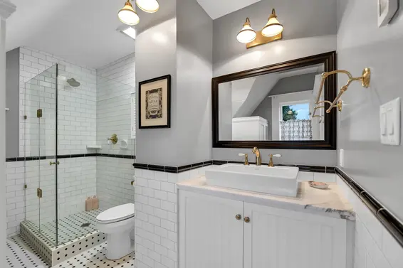 1509 Mahon Avenue, North Vancouver For Sale - image 10