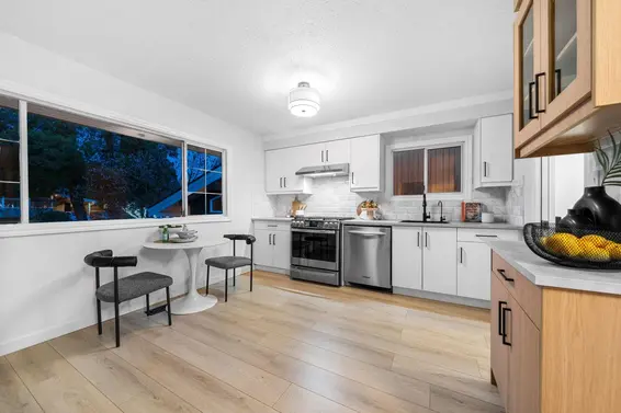 2397 Philip Avenue, North Vancouver For Sale - image 5
