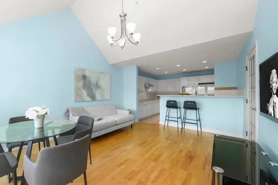 402 3670 Banff Court, North Vancouver For Sale - image 16