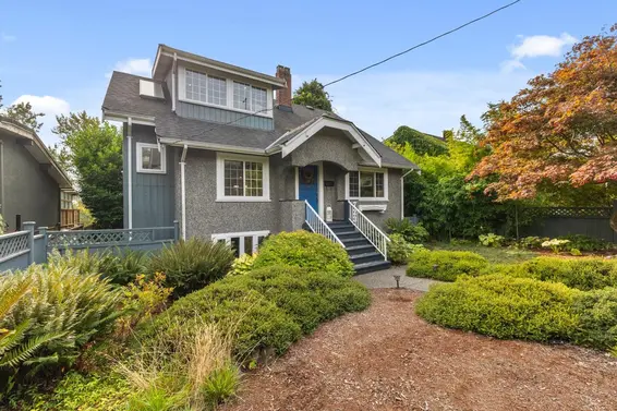 723 East 4th Street, North Vancouver For Sale - image 2