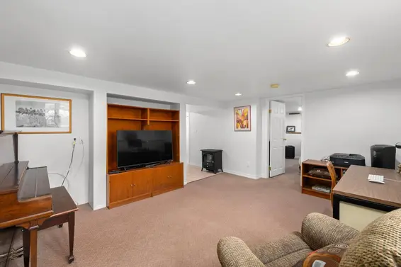 723 East 4th Street, North Vancouver For Sale - image 29