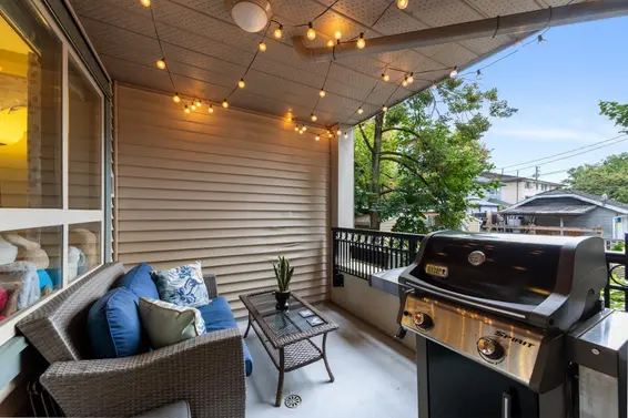 311 150 West 22nd Street, North Vancouver For Sale - image 12