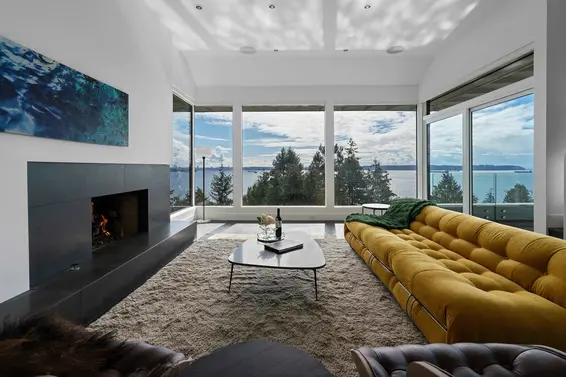 3460 Rockview Place, West Vancouver For Sale - image 3