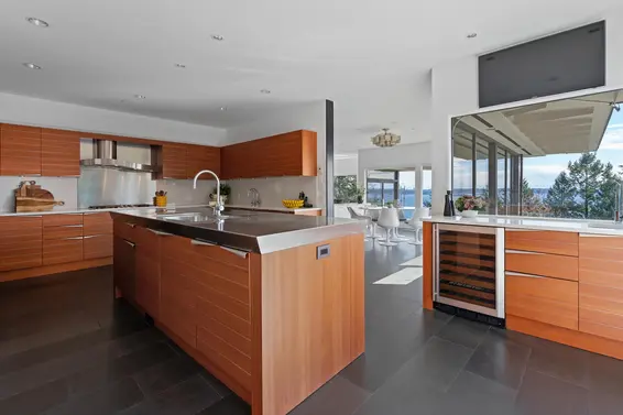 3460 Rockview Place, West Vancouver For Sale - image 5