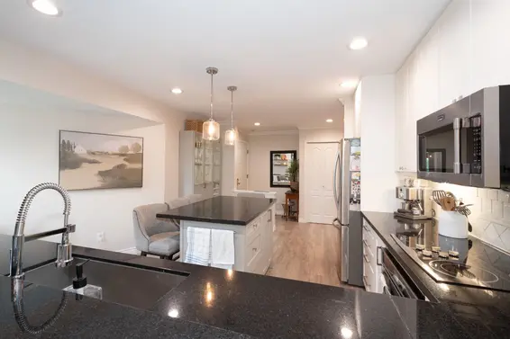 706 1500 Ostler Court, North Vancouver For Sale - image 4