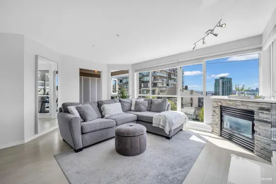 401 122 East 3rd Street, North Vancouver