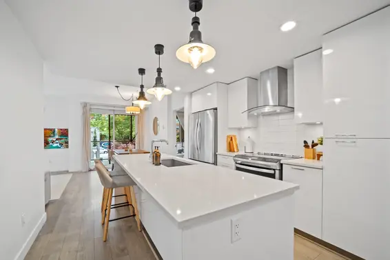 204 719 West 3rd Street, North Vancouver For Sale - image 1