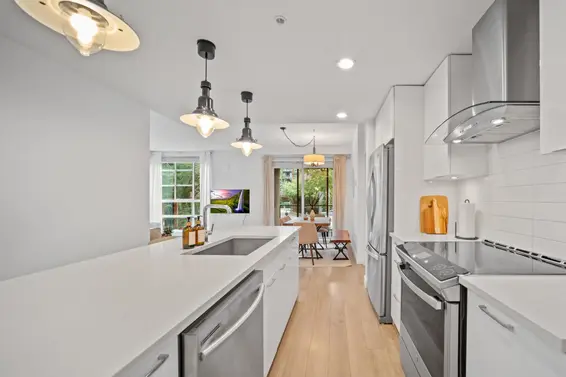 204 719 West 3rd Street, North Vancouver For Sale - image 5