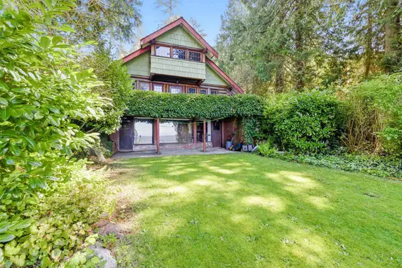 5252 Marine Drive, West Vancouver For Sale - image 10