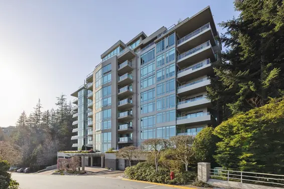 302 3131 Deer Ridge Drive, West Vancouver