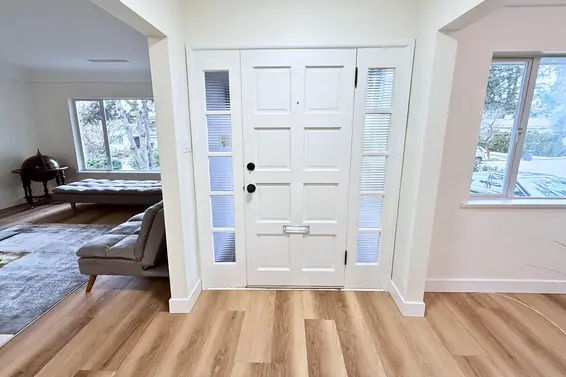 938 Leovista Avenue, North Vancouver For Sale - image 11
