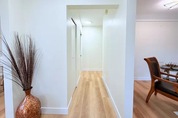 938 Leovista Avenue, North Vancouver For Sale - image 7