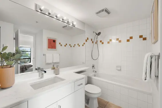 301 124 West 3rd Street, North Vancouver For Sale - image 20