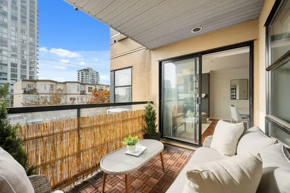 301 124 West 3rd Street, North Vancouver For Sale - image 9