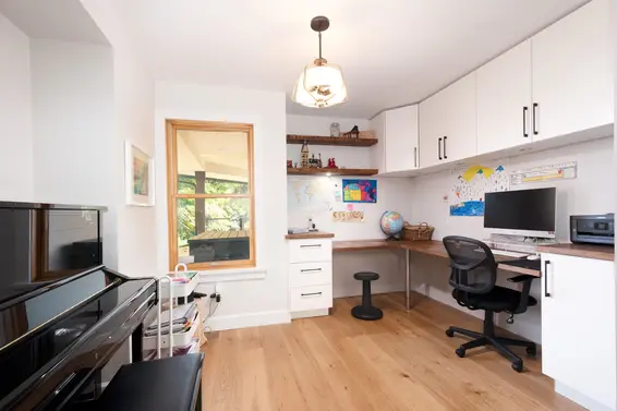 4592 Cove Cliff Road, North Vancouver For Sale - image 15