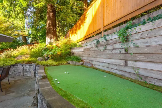 4592 Cove Cliff Road, North Vancouver For Sale - image 34