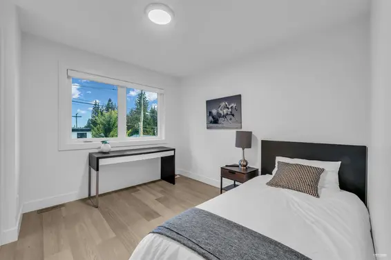 929 Canyon Boulevard, North Vancouver For Sale - image 36