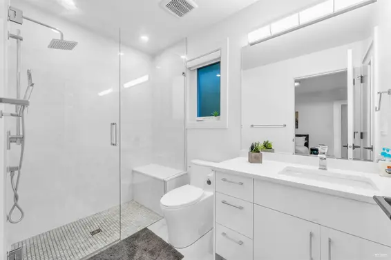 929 Canyon Boulevard, North Vancouver For Sale - image 37
