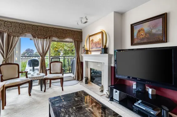 301 106 West Kings Road, North Vancouver For Sale - image 16