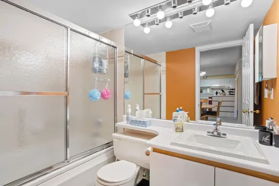 301 106 West Kings Road, North Vancouver For Sale - image 23