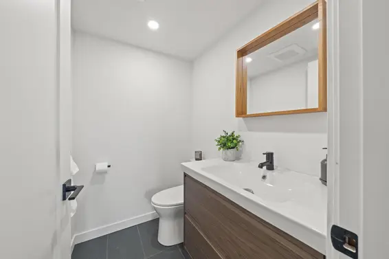 206 327 West 2nd Street, North Vancouver For Sale - image 12