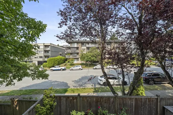 206 327 West 2nd Street, North Vancouver For Sale - image 14