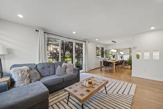 206 327 West 2nd Street, North Vancouver For Sale - image 2