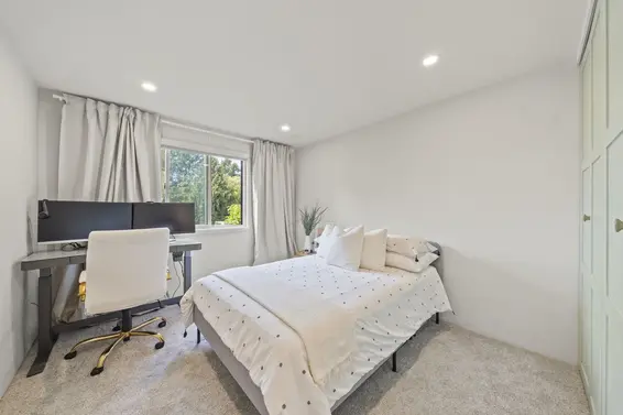 206 327 West 2nd Street, North Vancouver For Sale - image 7