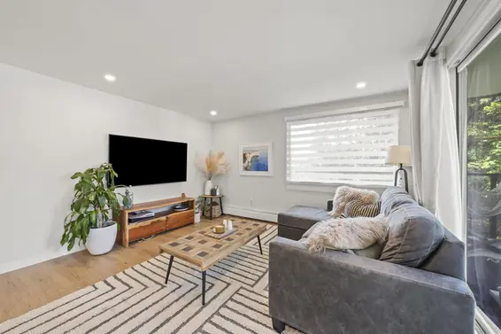 206 327 West 2nd Street, North Vancouver For Sale - image 9