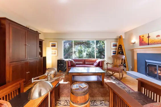 4482 Cove Cliff Road, North Vancouver For Sale - image 14