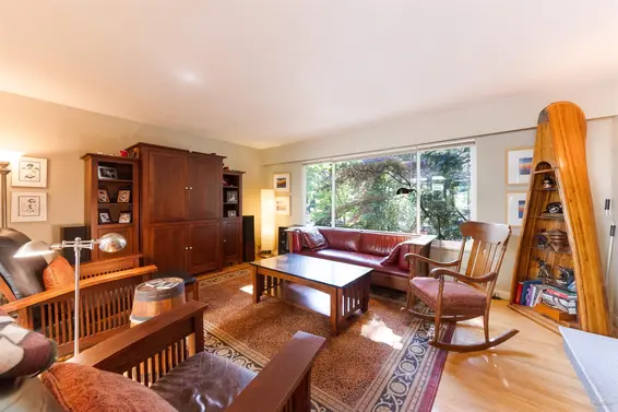 4482 Cove Cliff Road, North Vancouver For Sale - image 15