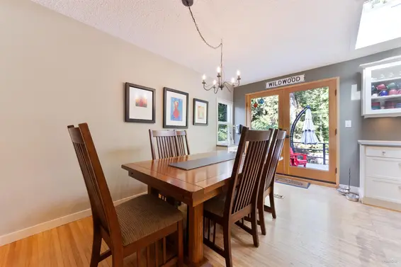 4482 Cove Cliff Road, North Vancouver For Sale - image 18