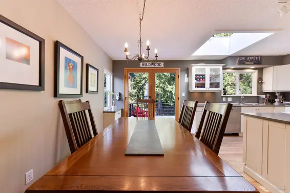 4482 Cove Cliff Road, North Vancouver For Sale - image 19