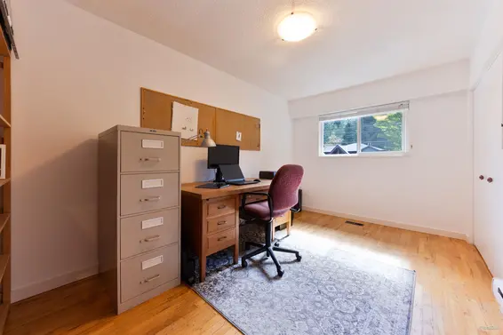 4482 Cove Cliff Road, North Vancouver For Sale - image 24