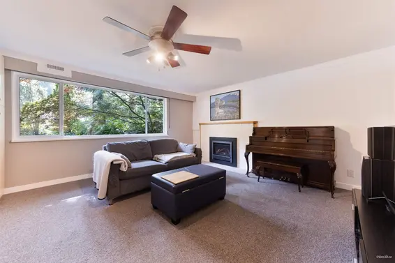 4482 Cove Cliff Road, North Vancouver For Sale - image 27