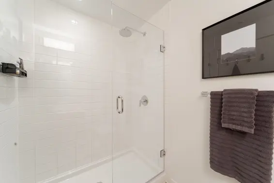 517 725 Marine Drive, North Vancouver For Sale - image 16