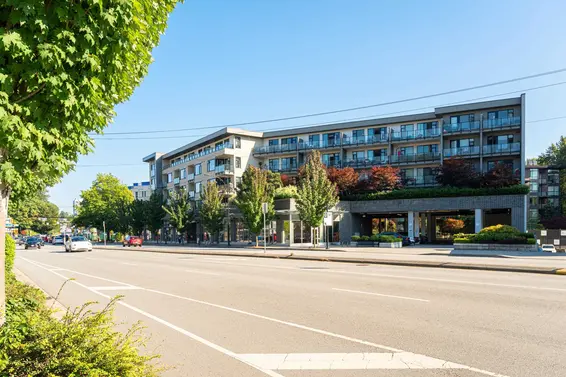 517 725 Marine Drive, North Vancouver For Sale - image 33