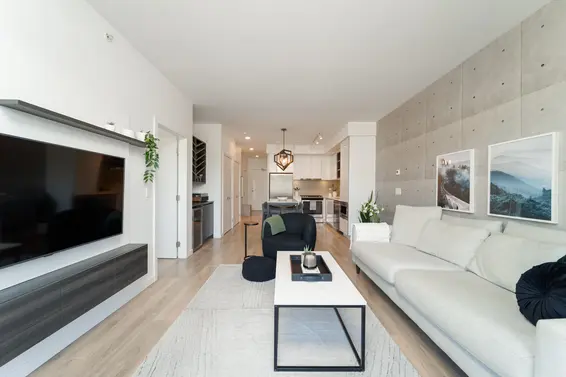 517 725 Marine Drive, North Vancouver For Sale - image 5