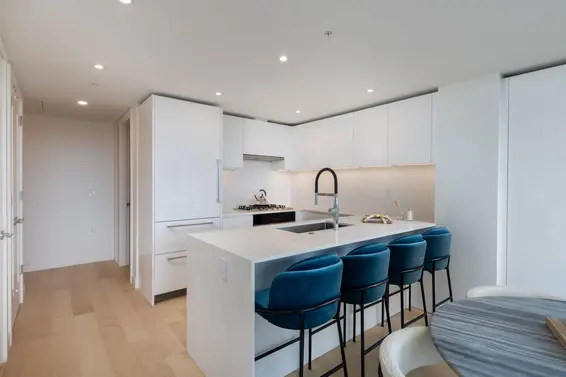 1501 135 East 13th Street, North Vancouver For Sale - image 6