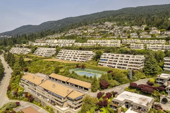 20 2246 Folkestone Way, West Vancouver For Sale - image 24