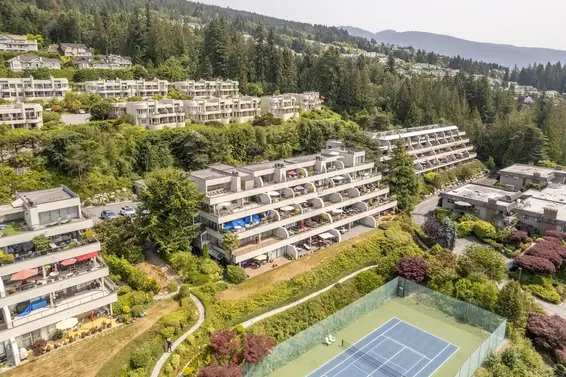 20 2246 Folkestone Way, West Vancouver For Sale - image 25
