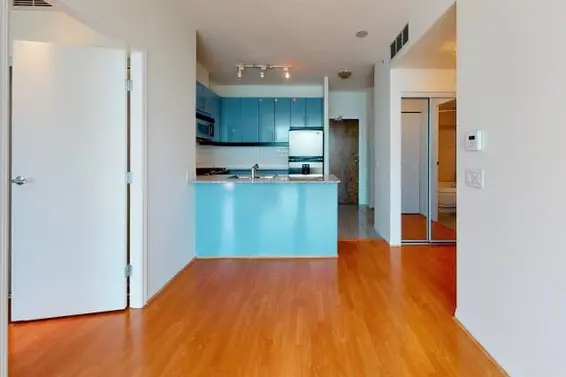 803 138 East Esplanade, North Vancouver